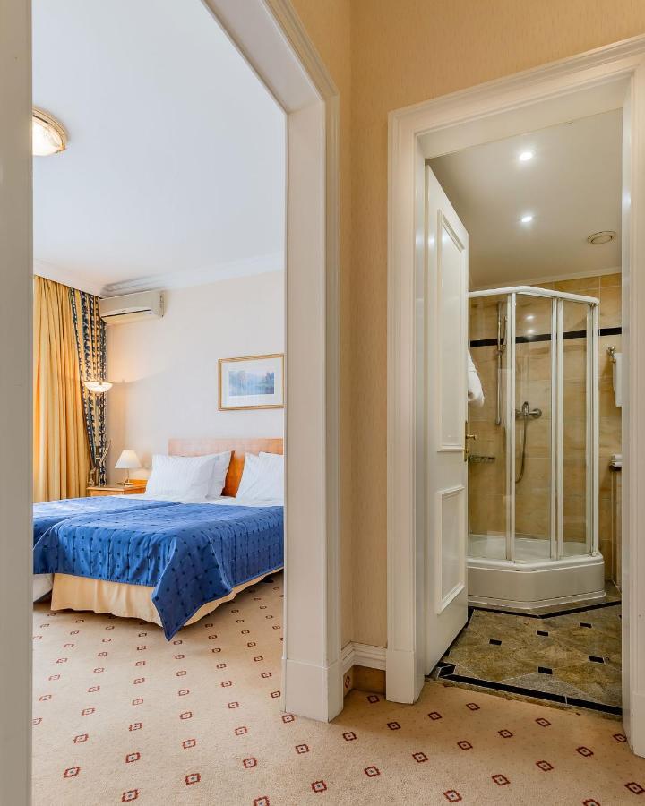 Hotel Natsionalny 4*