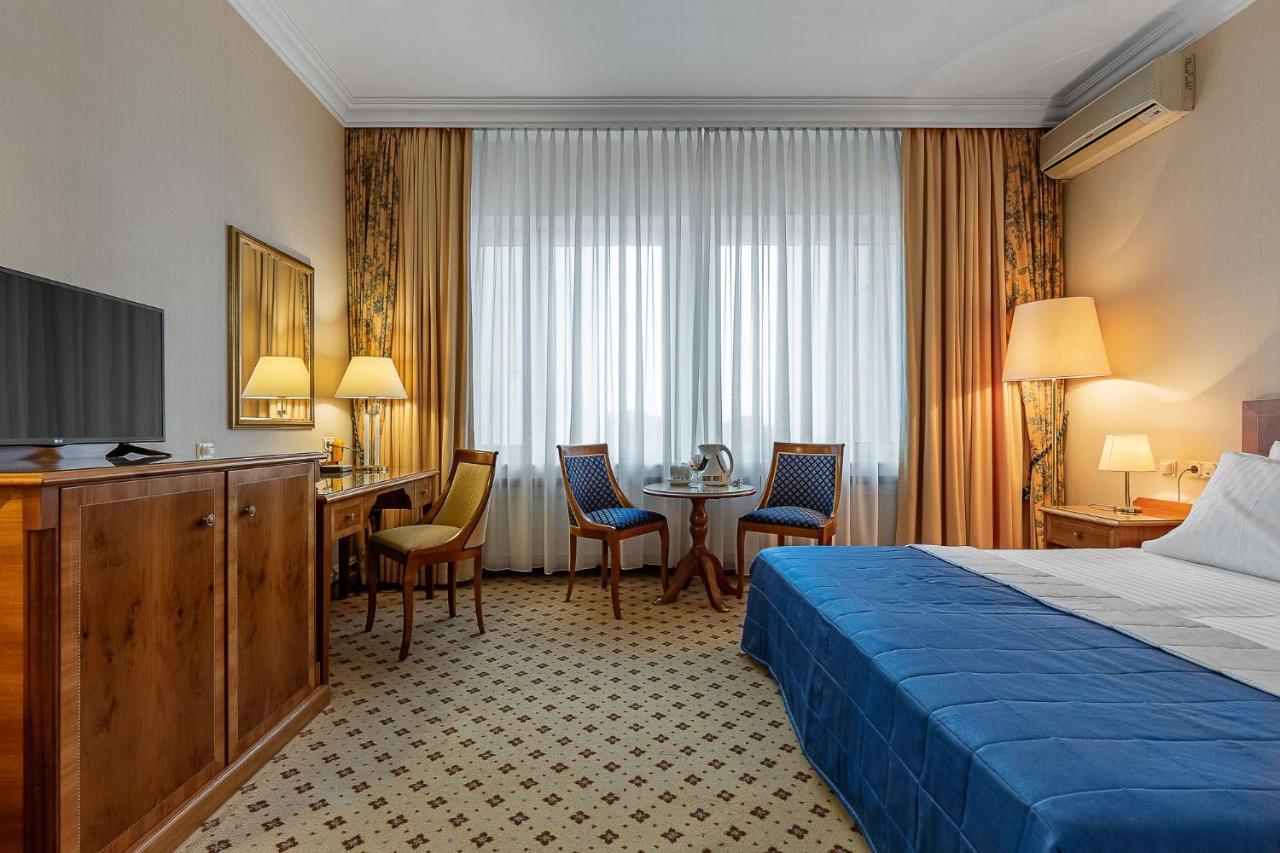 Hotel Natsionalny Kyiv
