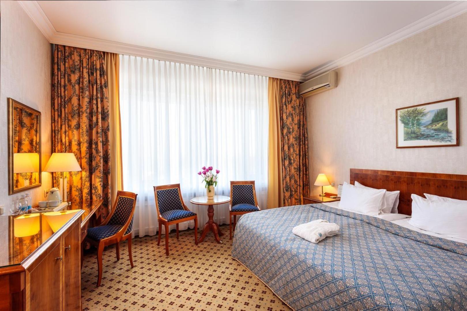 Natsionalny 4* Kyiv