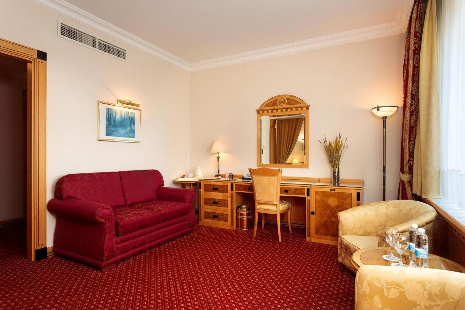 Hotel Natsionalny 4*
