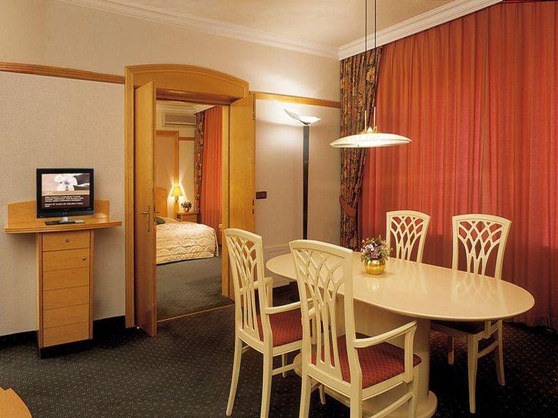 Hotel Natsionalny