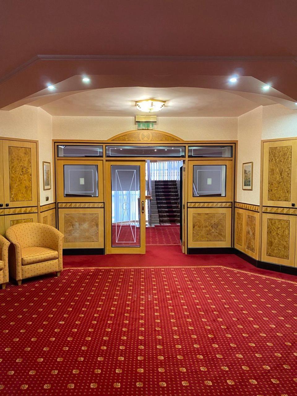 Hotel Natsionalny Kyiv