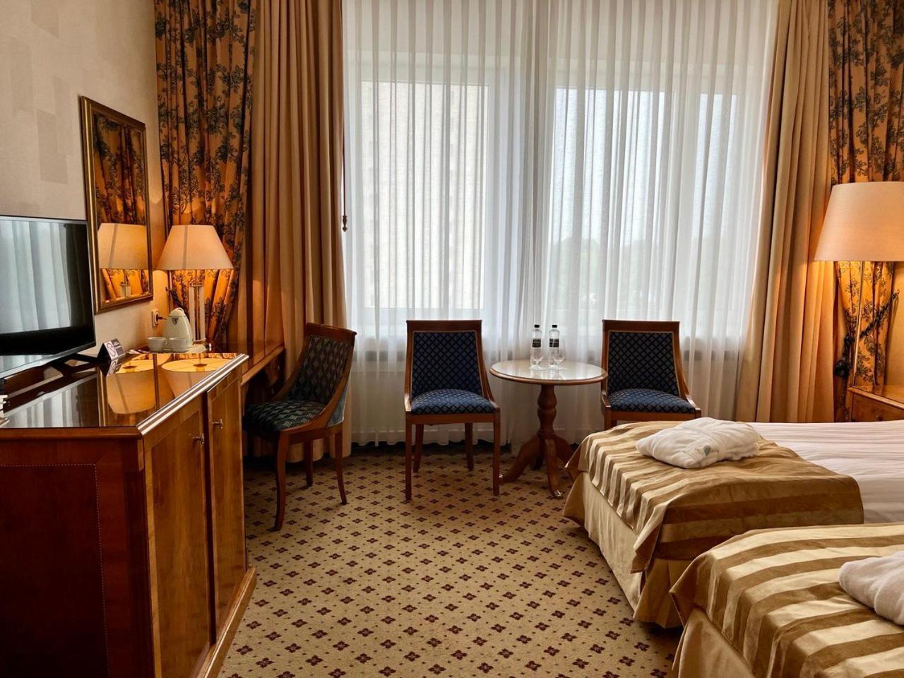 Natsionalny Hotel