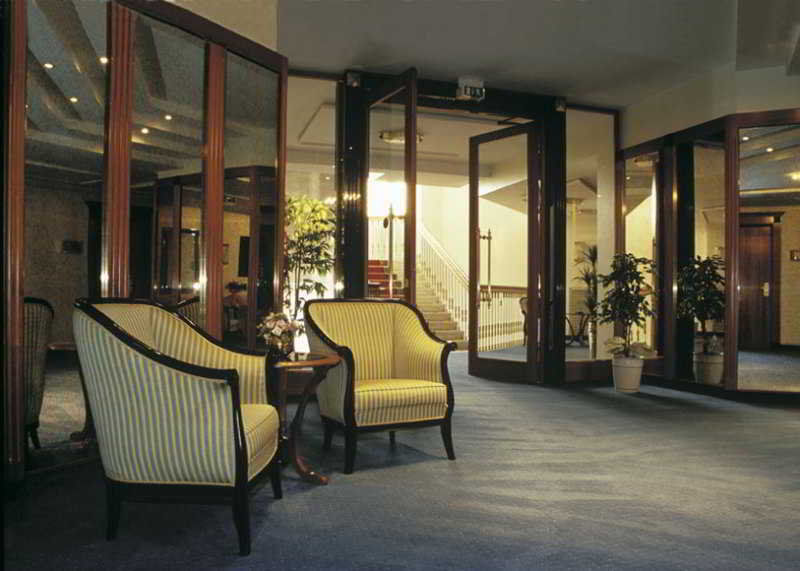 Natsionalny Hotel
